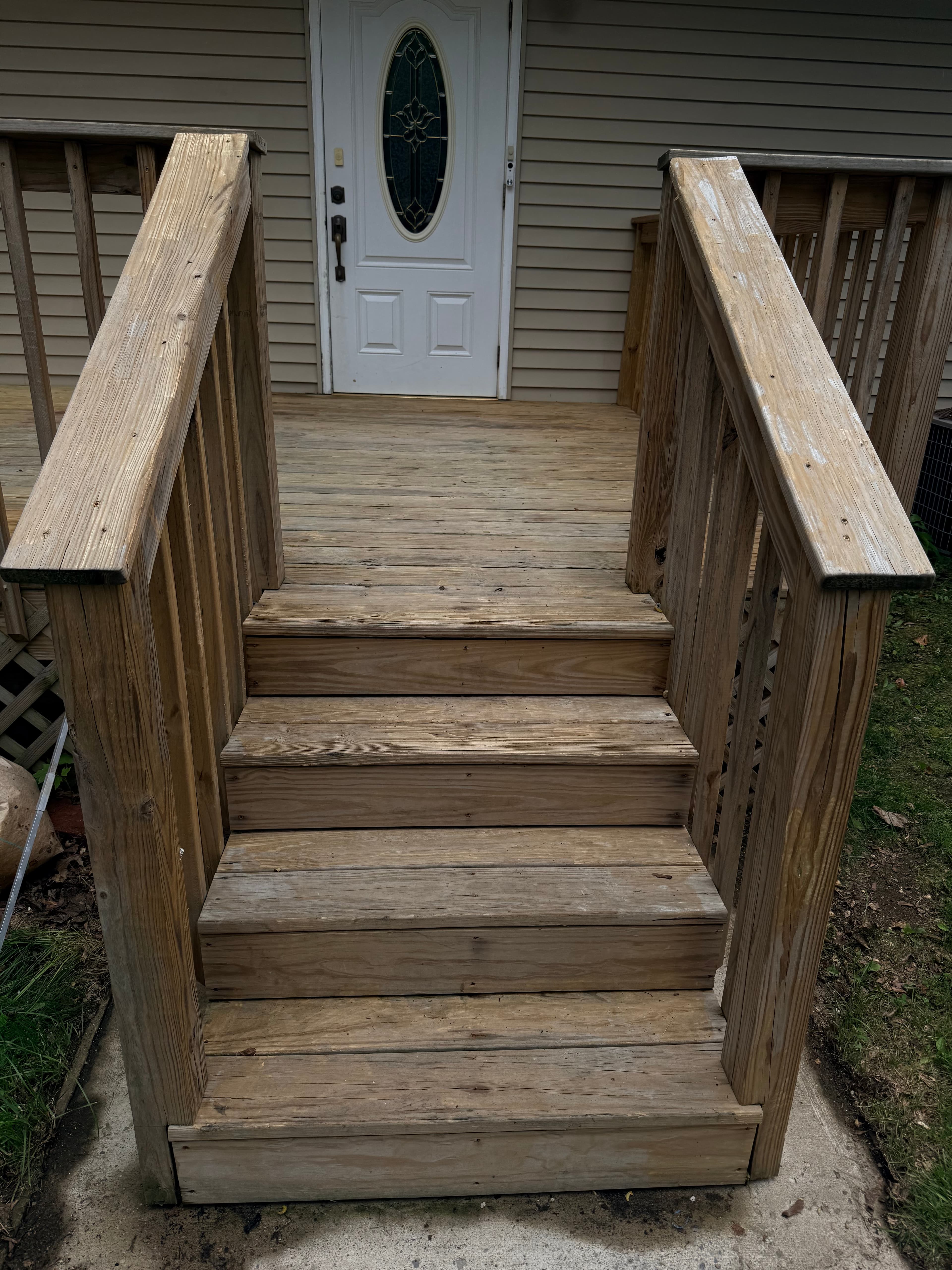 Deck Pressure Washing and Staining in Suffern, NY
